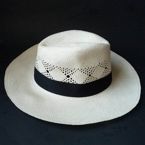 MONTECRISTI 100% TOQUILLA STRAW GENUINE PANAMA WHITE HAT 62 - Picture 1 of 7